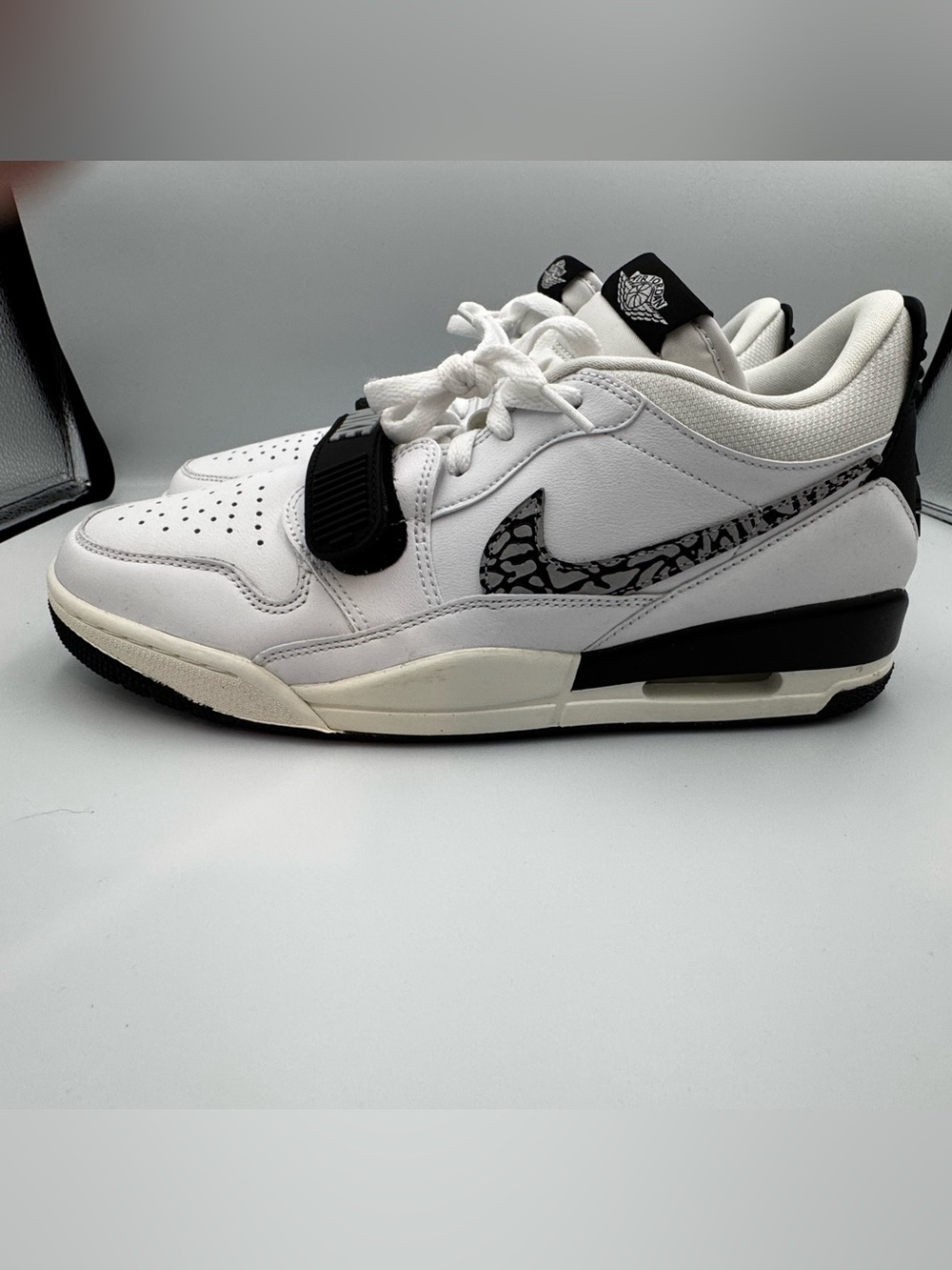 Nike Air Jordan Legacy